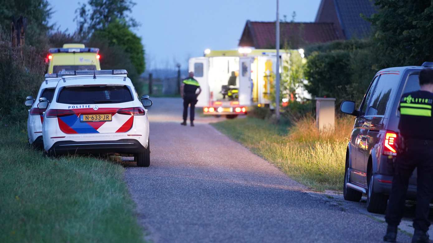 Traumahelikopter ingezet voor steekincident in De Groeve