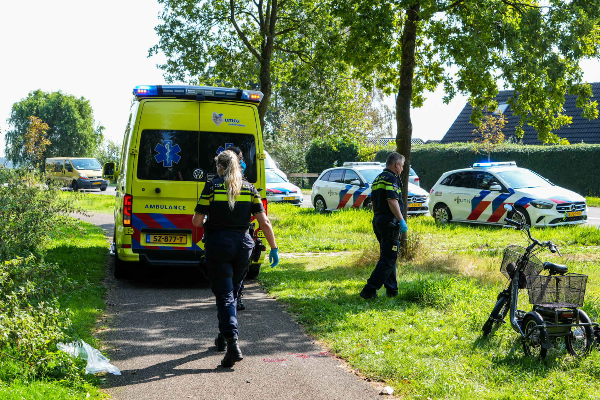 Fietser gewond na aanrijding met brommer in Erica