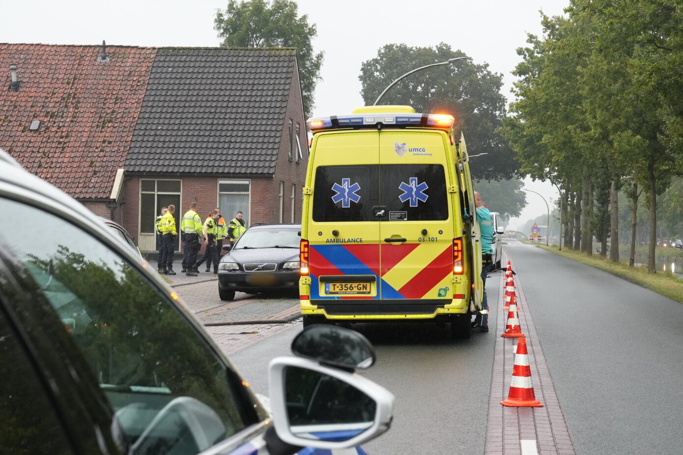 Kop-staartbotsing op Hoofdweg in Bovensmilde