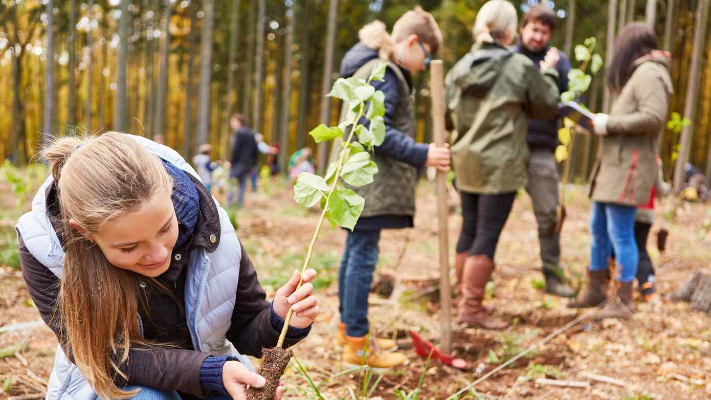 Bedrijven en organisaties delen duurzame kennis en ervaring met scholieren tijdens duurzame doe week