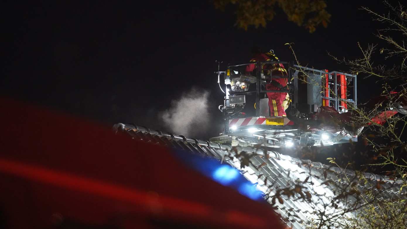 Brandweer blust schoorsteenbrand in Tynaarlo