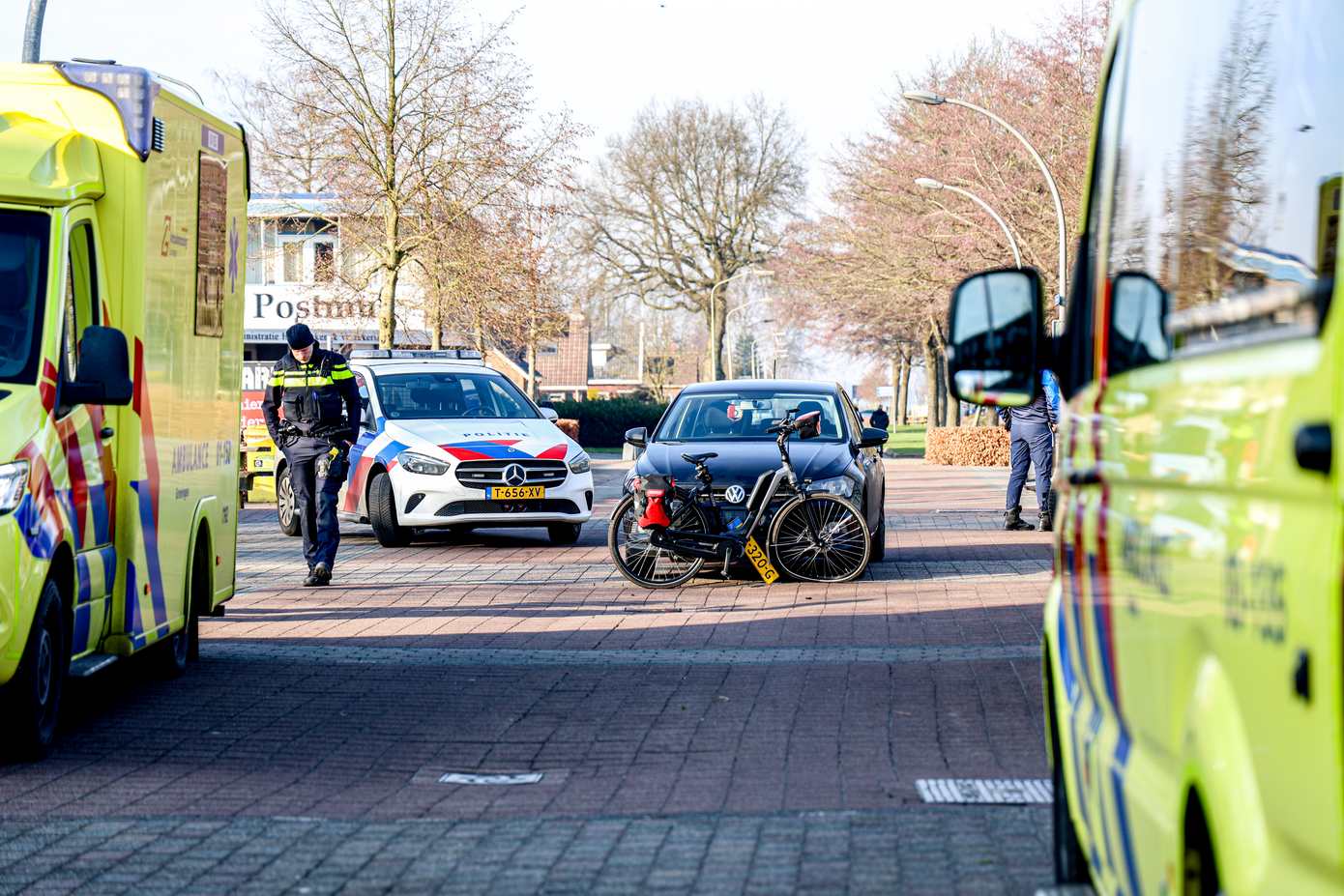 Echtpaar op de fiets aangereden door auto