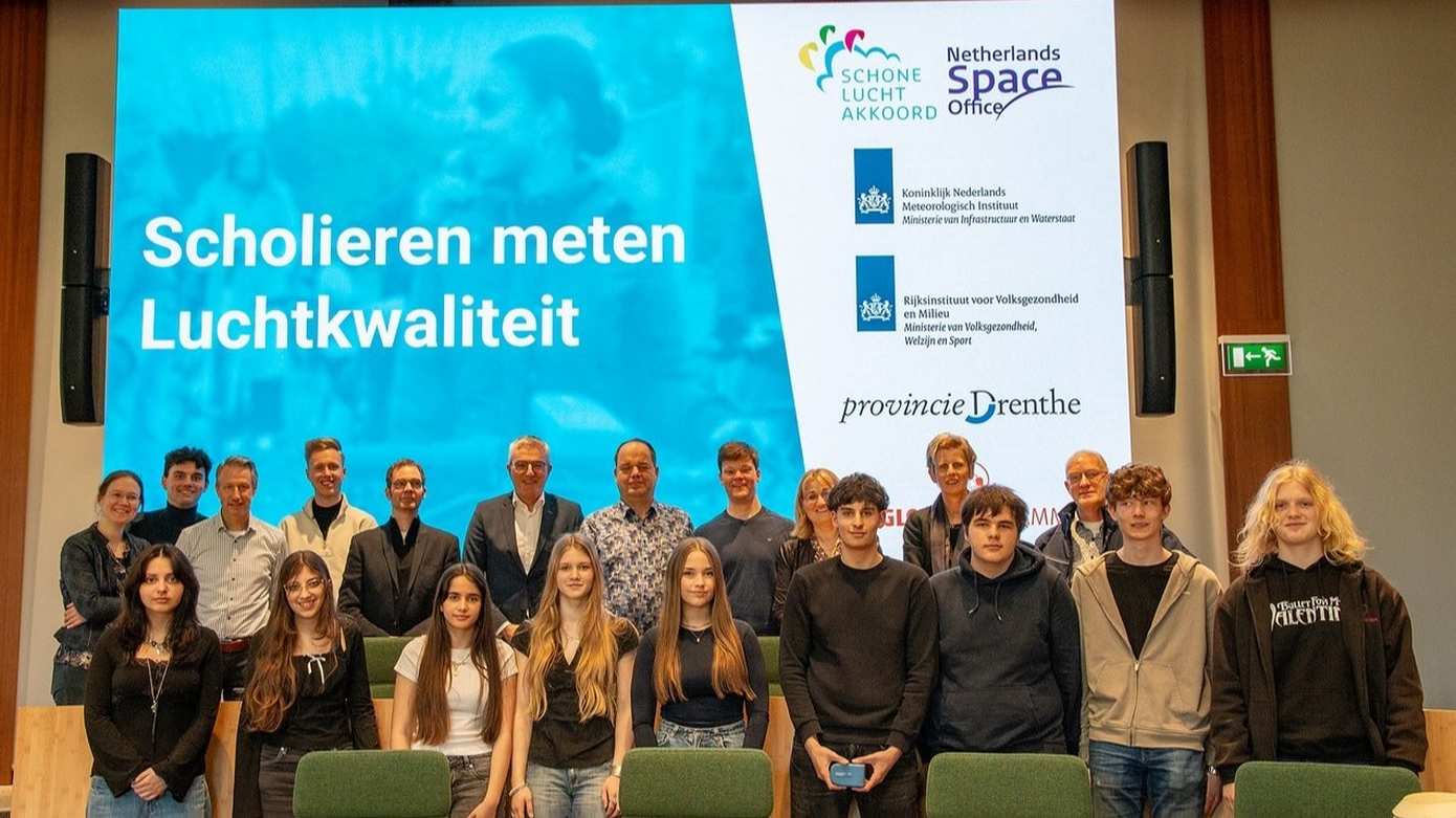 Leerlingen Esdal College presenteren onderzoeksresultaten over luchtkwaliteit