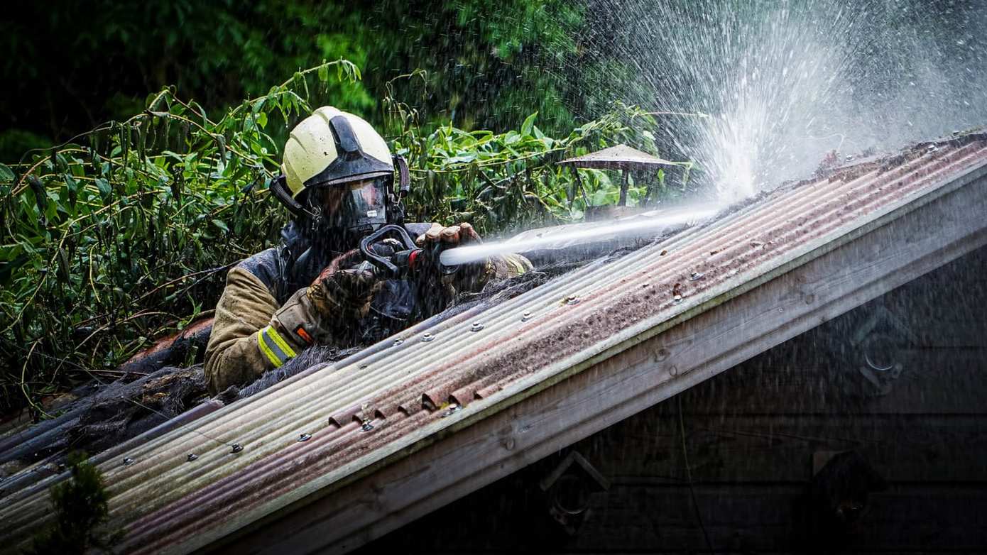 Veel schade na brand in schuurtje in Smilde