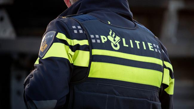 Man door drie personen in Emmen overvallen