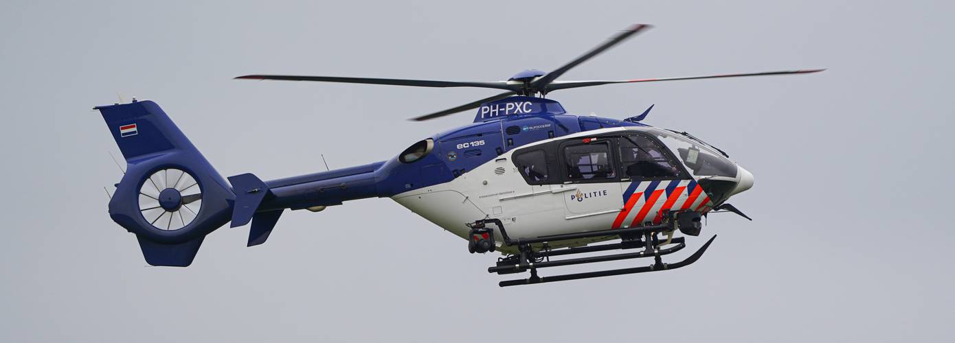 Politiehelikopter ingezet voor zoektocht naar man met mes